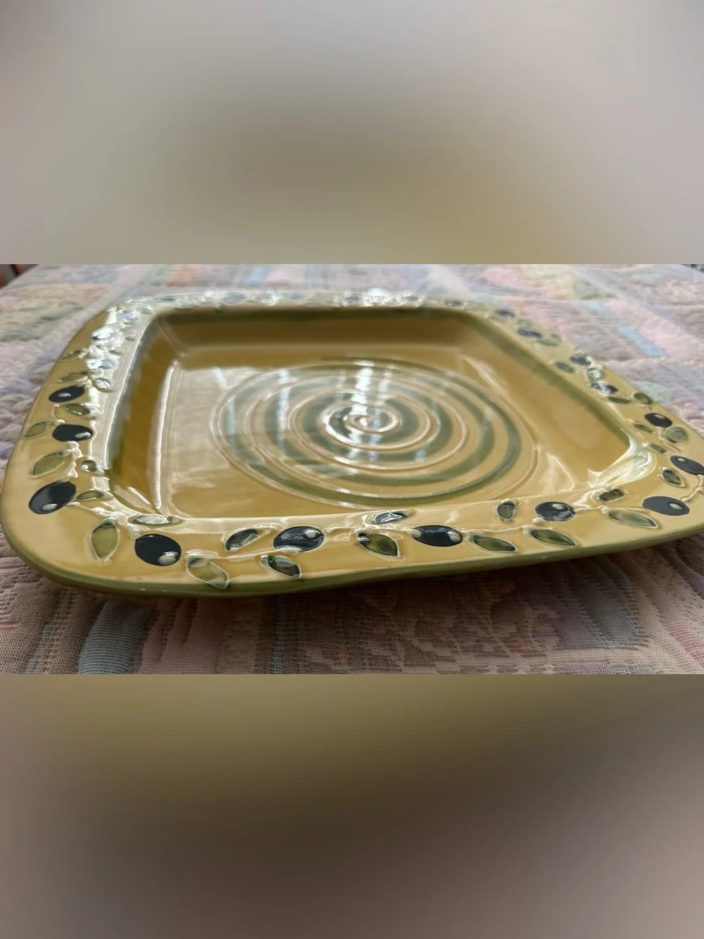 ZRIKE Vintage Yellow Spiral Ceramic Serving Platter with Olive Motif Minor Flaws